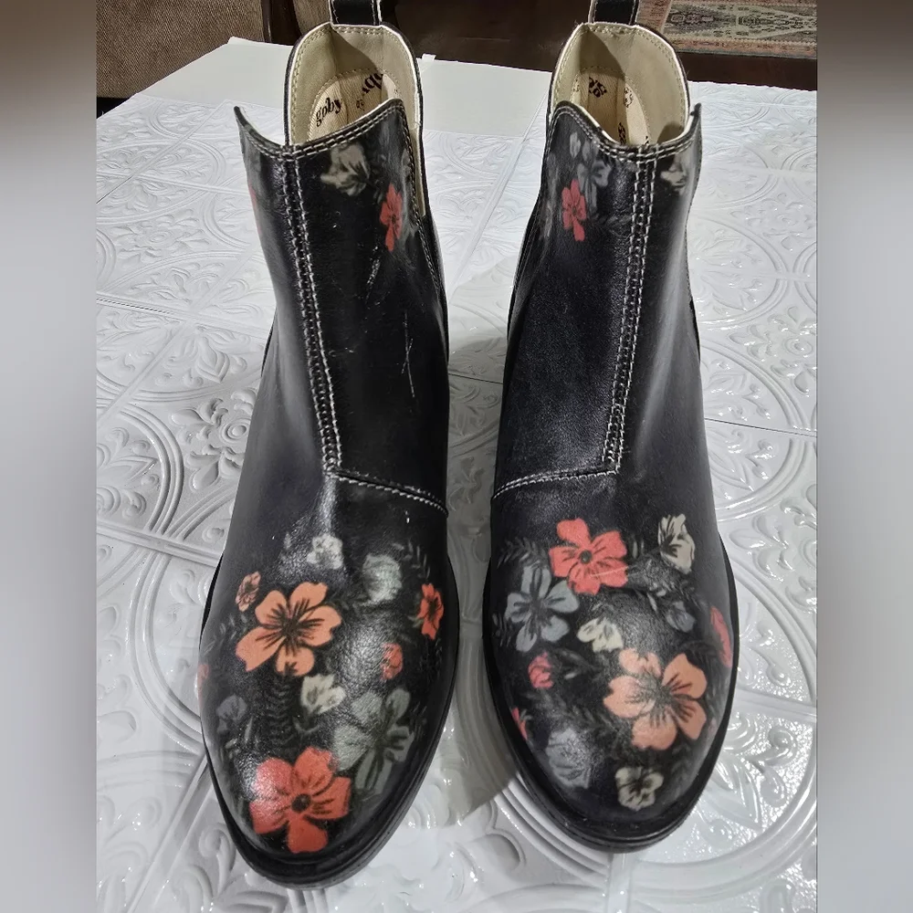 Goby Black Floral Boho Ankle Boots